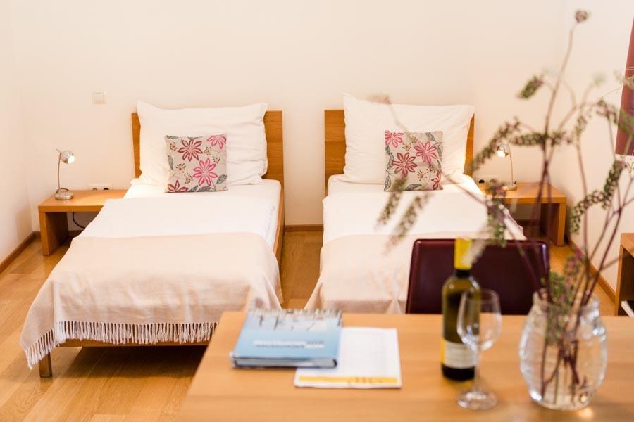 Wein + Bett Wiedeck Stetten Habitación foto